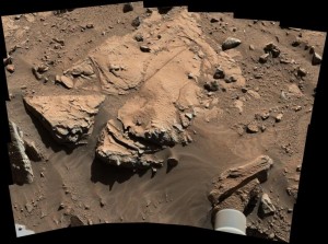 curiosity-mars-rover-potential-sandstone-drill-target